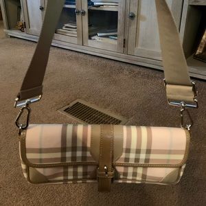 Burberry small clutch